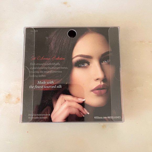 Lash Couture 5th Ave Collection - Picture 2 of 2